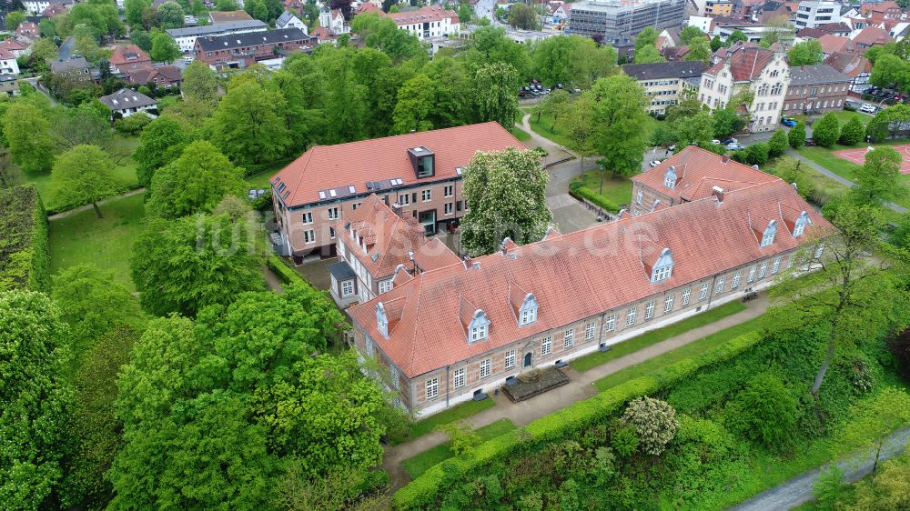 Neustadt am Rübenberge von oben - Schloss Landestrost in Neustadt am Rübenberge im Bundesland Niedersachsen, Deutschland