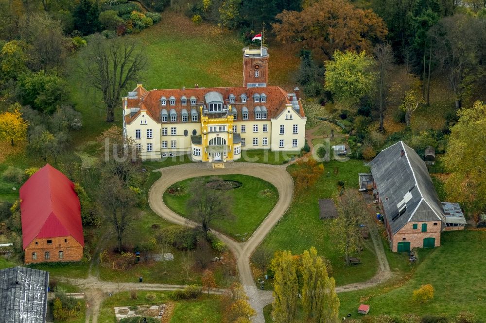 Luftbild Lelkendorf - Schloss Lelkendorf in Lelkendorf im Bundesland Mecklenburg-Vorpommern