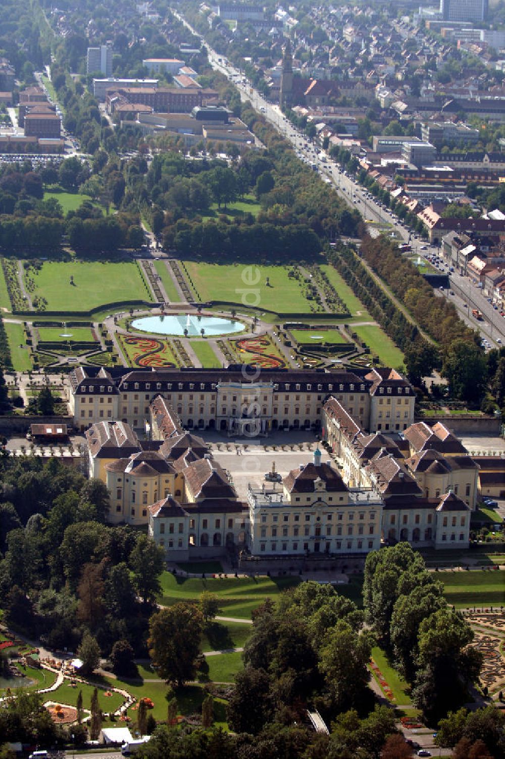 Ludwigsburg aus der Vogelperspektive: Schloss Ludwigsburg