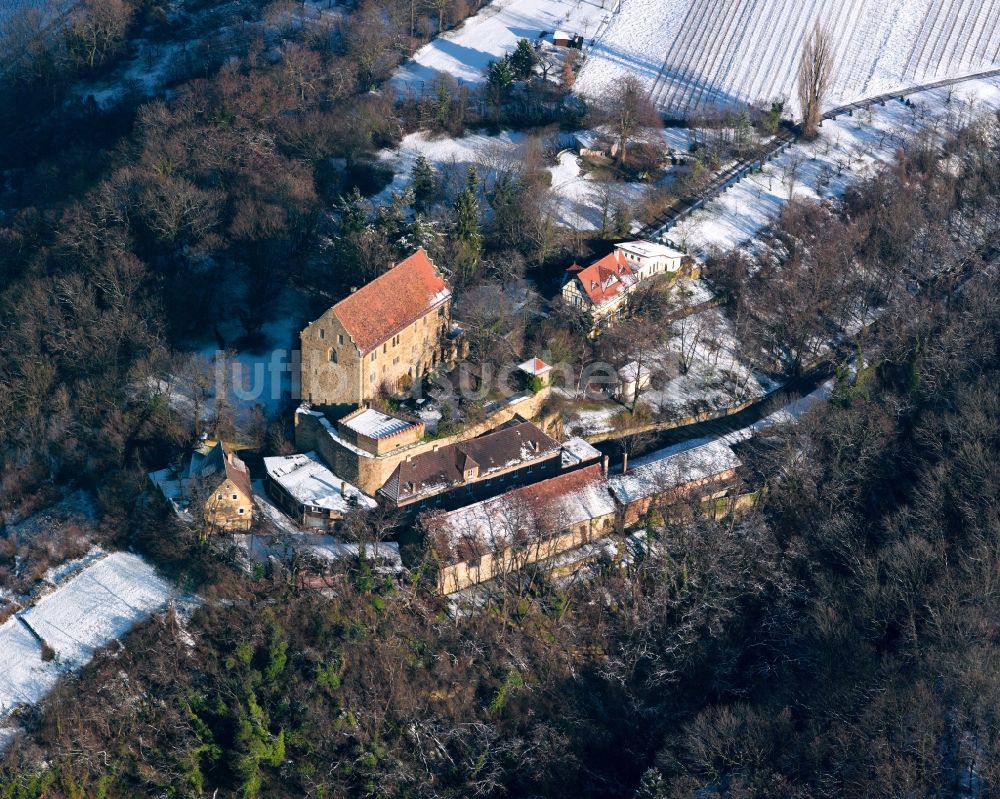 Cleebronn aus der Vogelperspektive: Schloss Magenheim in Cleebronn im Bundesland Baden-Württemberg