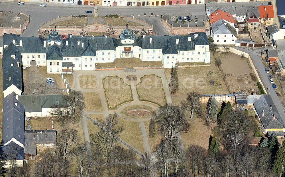 Luftaufnahme Manetin - Schloss Manetin in Tschechien