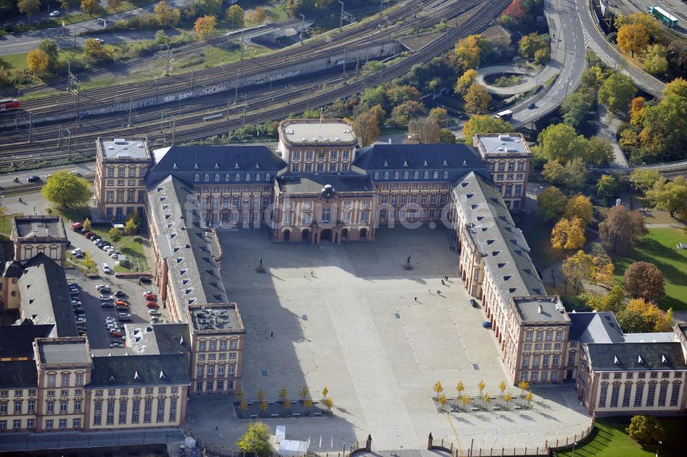 Mannheim von oben - Schloss Mannheim