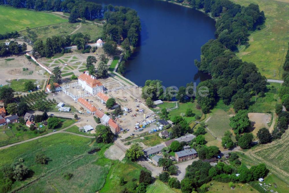 Luftaufnahme Meseberg - Schloß Meseberg - das neue Gästehaus der Bundesregierung