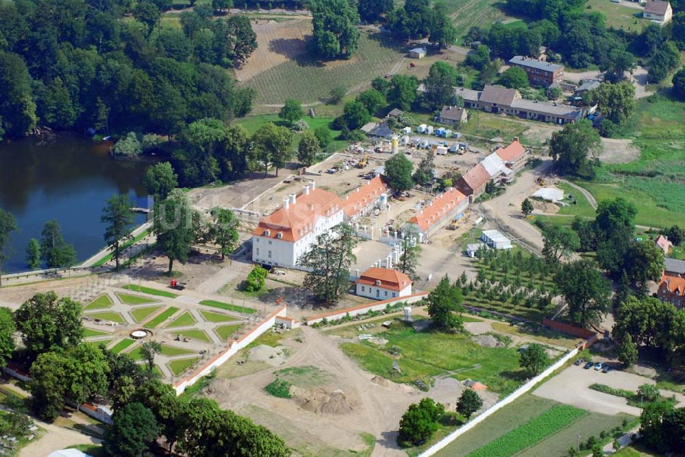 Luftbild Meseberg - Schloß Meseberg - das neue Gästehaus der Bundesregierung