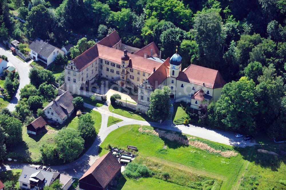 Münchshofen von oben - Schloss Münchshofen in Münchshofen, Bayern