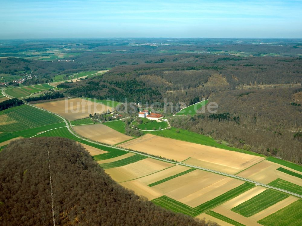 Luftbild Ehingen - Schloss Mochental im Kirchener Tal im Gebiet der Kreisstadt Ehingen im Bundesland Baden-Württemberg