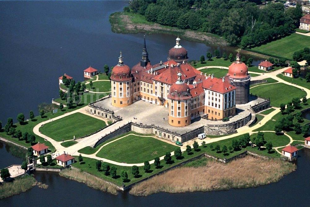 Moritzburg aus der Vogelperspektive: Schloß Moritzburg