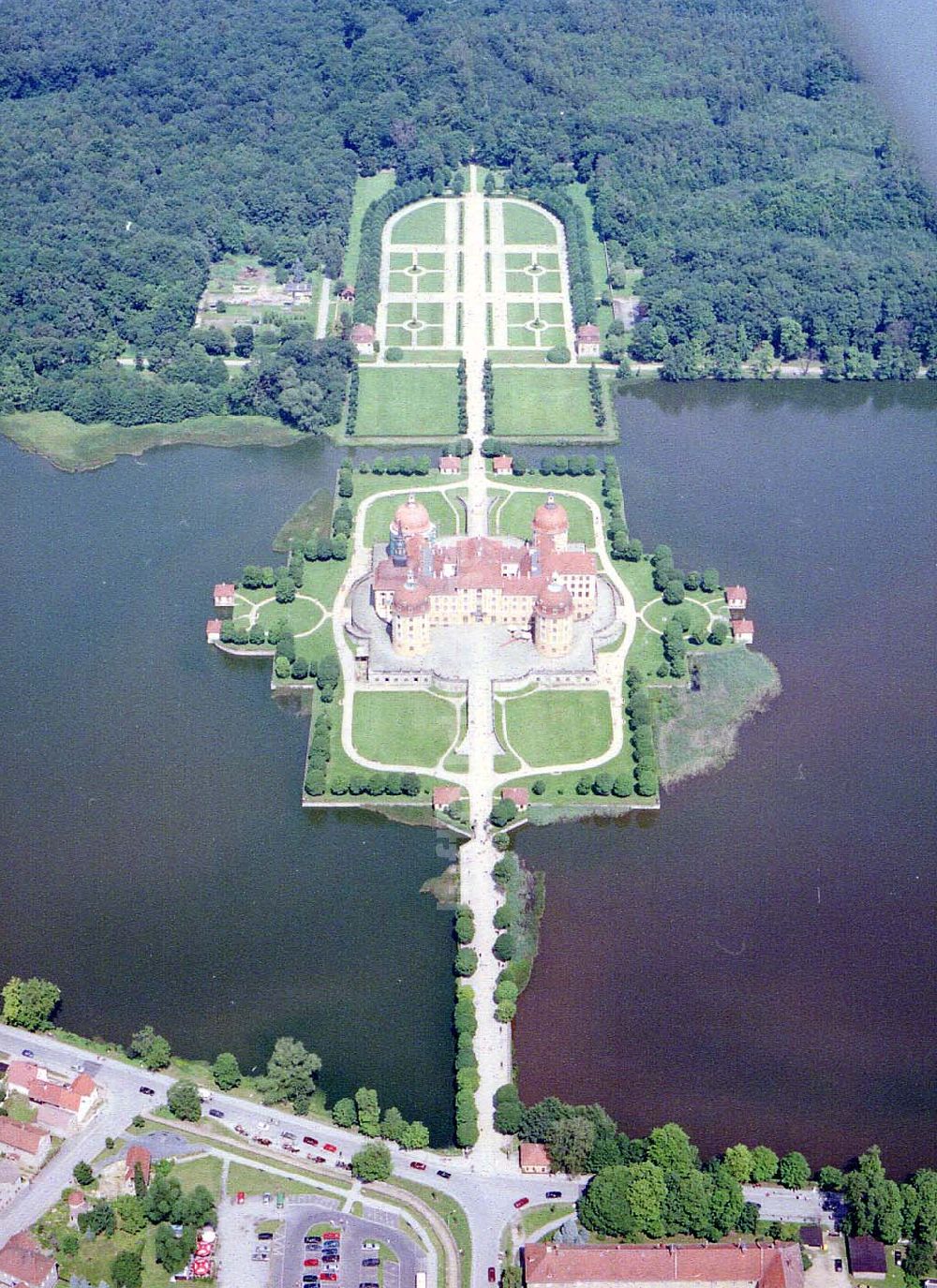 Moritzburg / Sachsen von oben - Schloß Moritzburg / Sachsen.