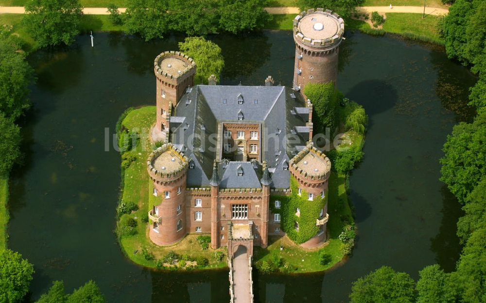 Kleve von oben - Schloss Moyland