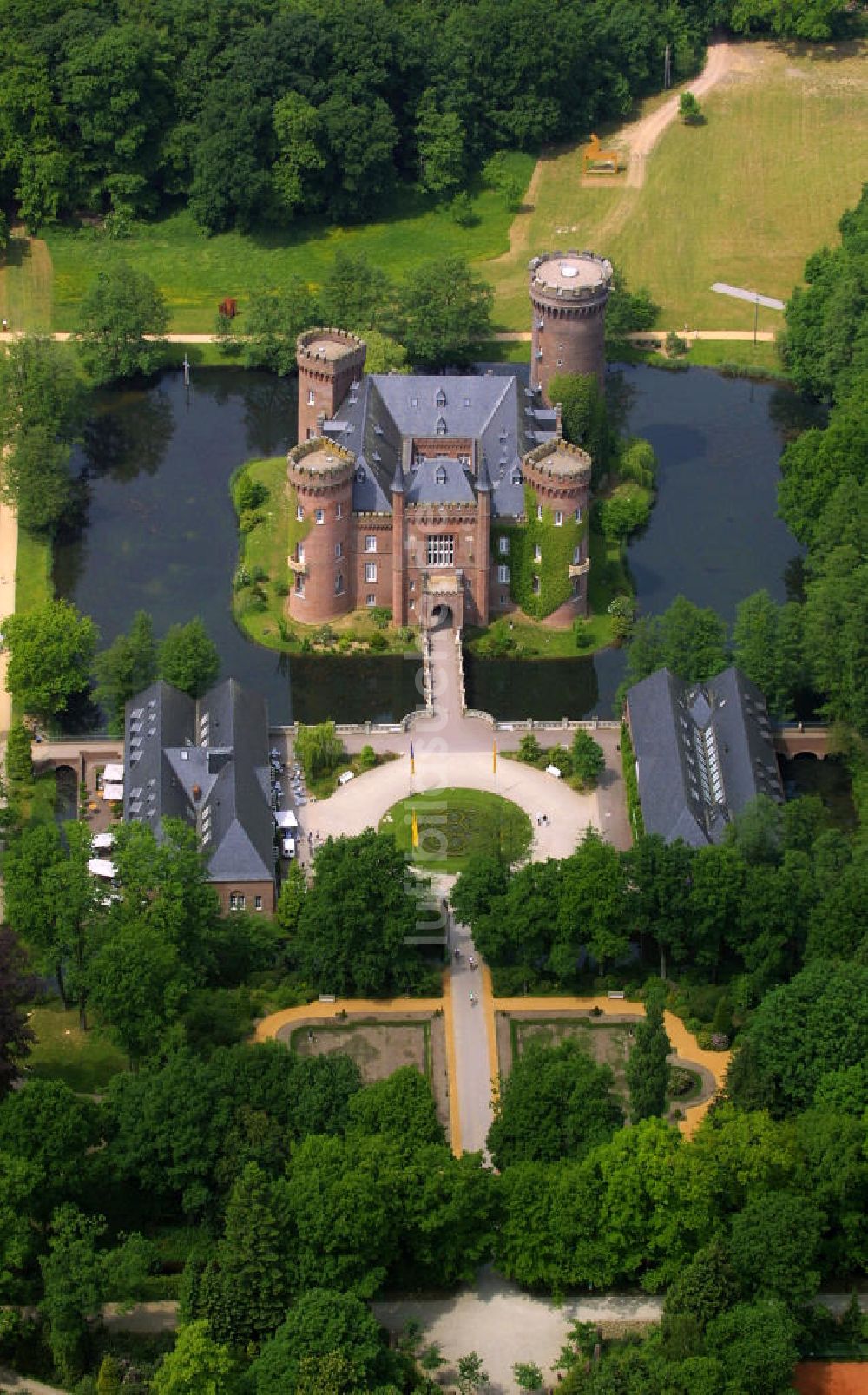 Luftaufnahme Kleve - Schloss Moyland