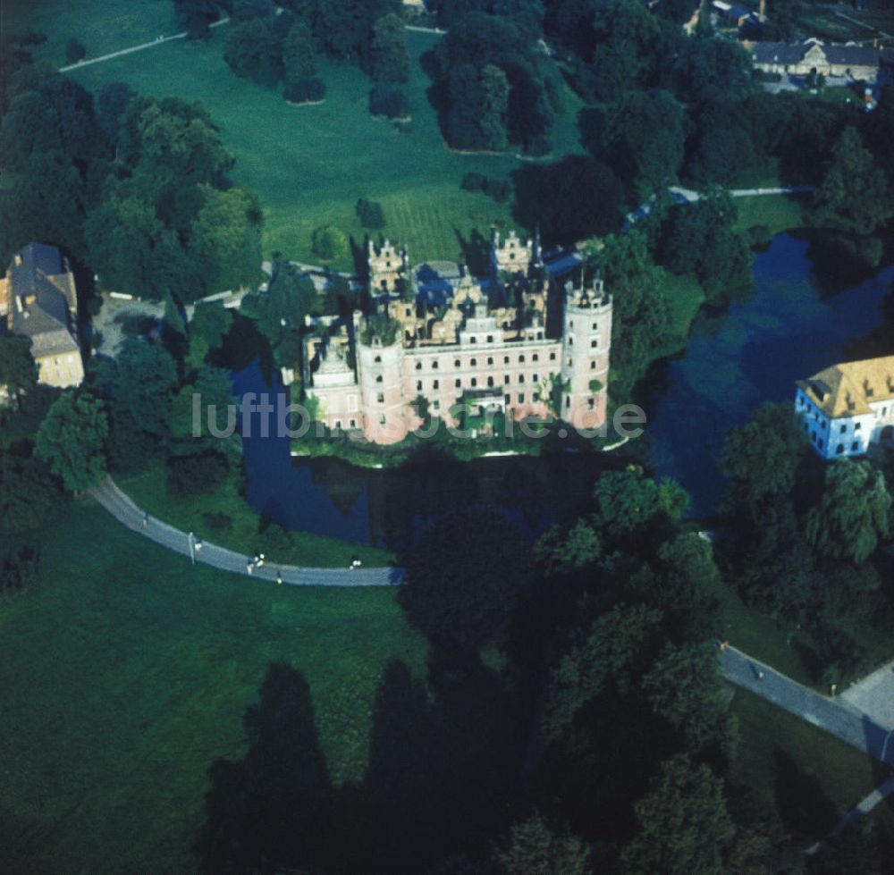 Luftbild Bad Muskau - Schloss Muskau im Fürst-Pückler-Park Bad Muskau