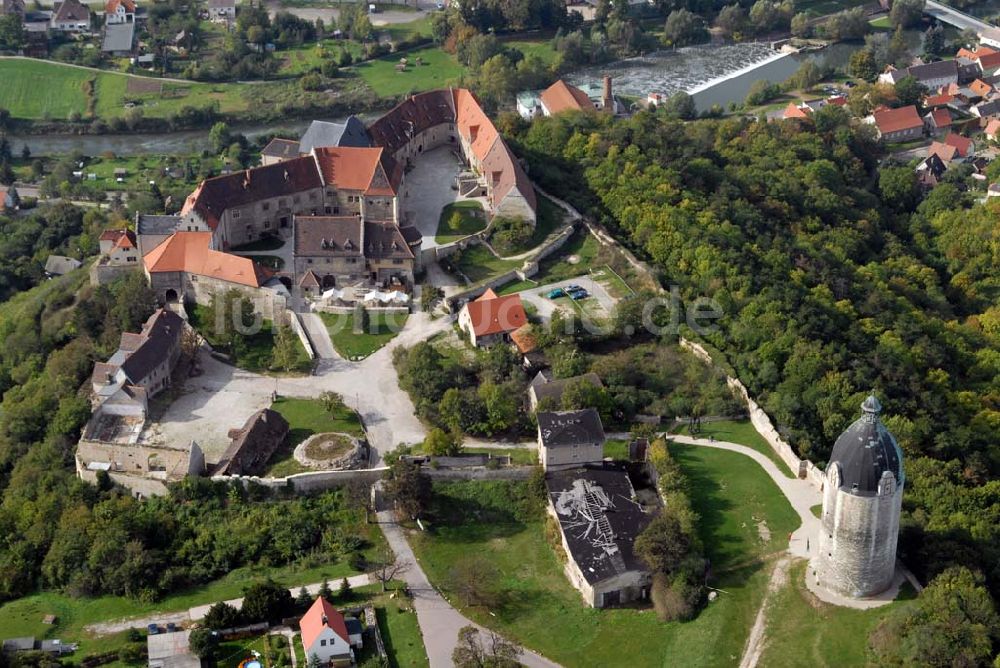 Luftbild Freyburg/Unstrut - Schloss Neuenburg und der Bergfried Dicker Wilhelm