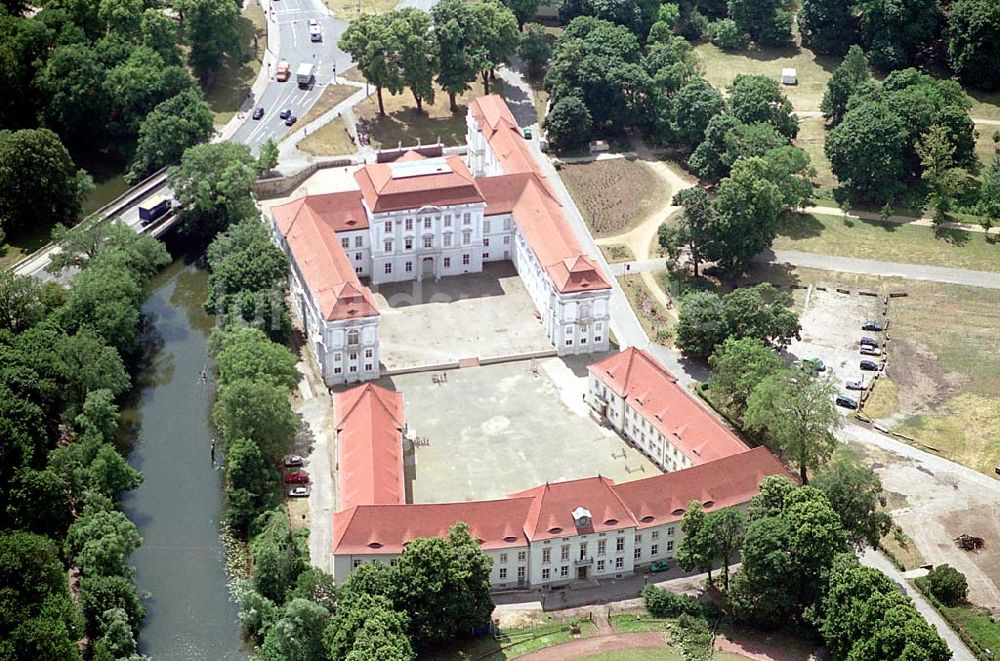 Luftbild Oranienburg - Schloß Oranienburg. Ort: Oranienburg Datum: 24.06.2003