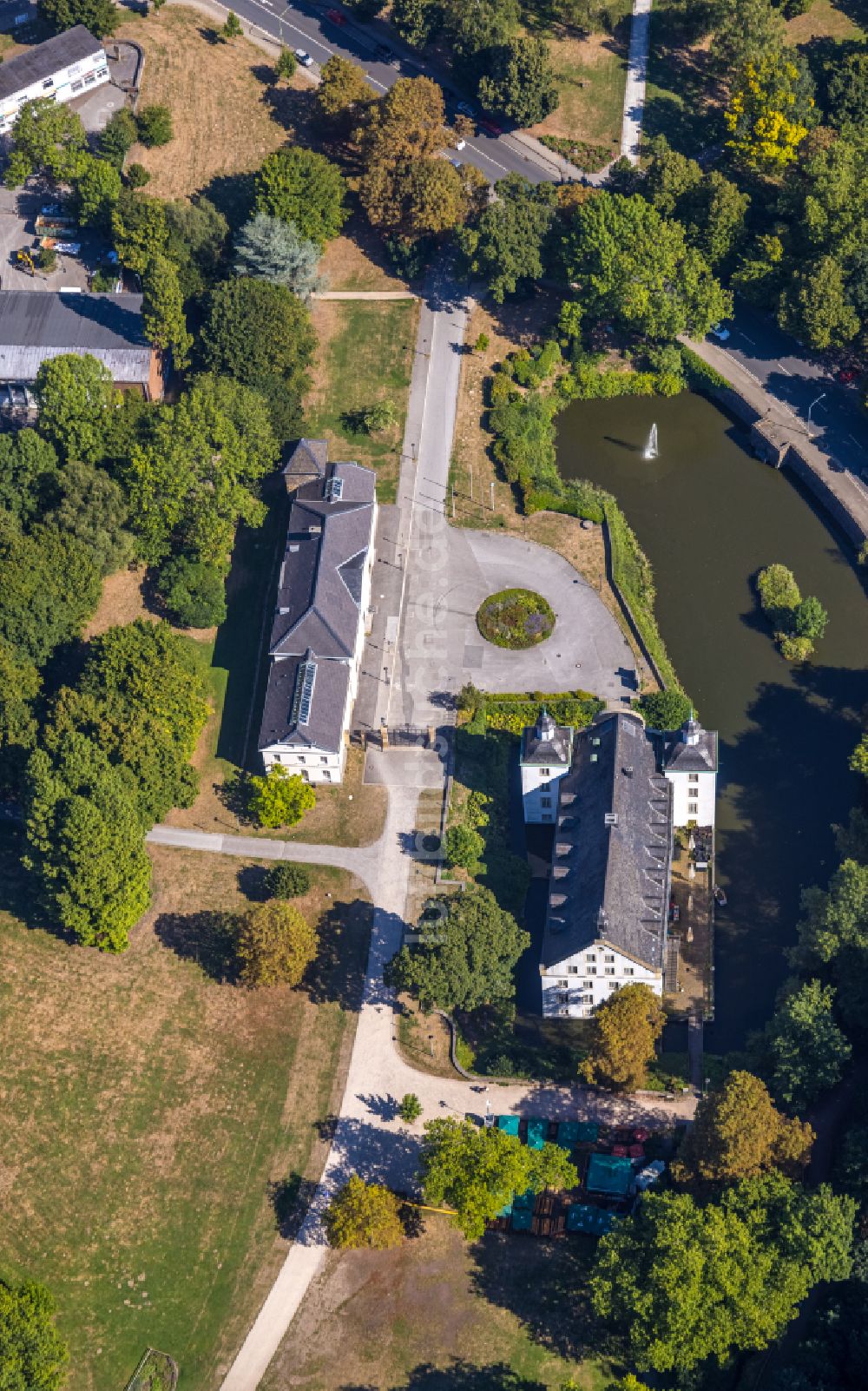 Luftaufnahme Essen - Schloß im Ortsteil Borbeck in Essen im Bundesland Nordrhein-Westfalen, Deutschland