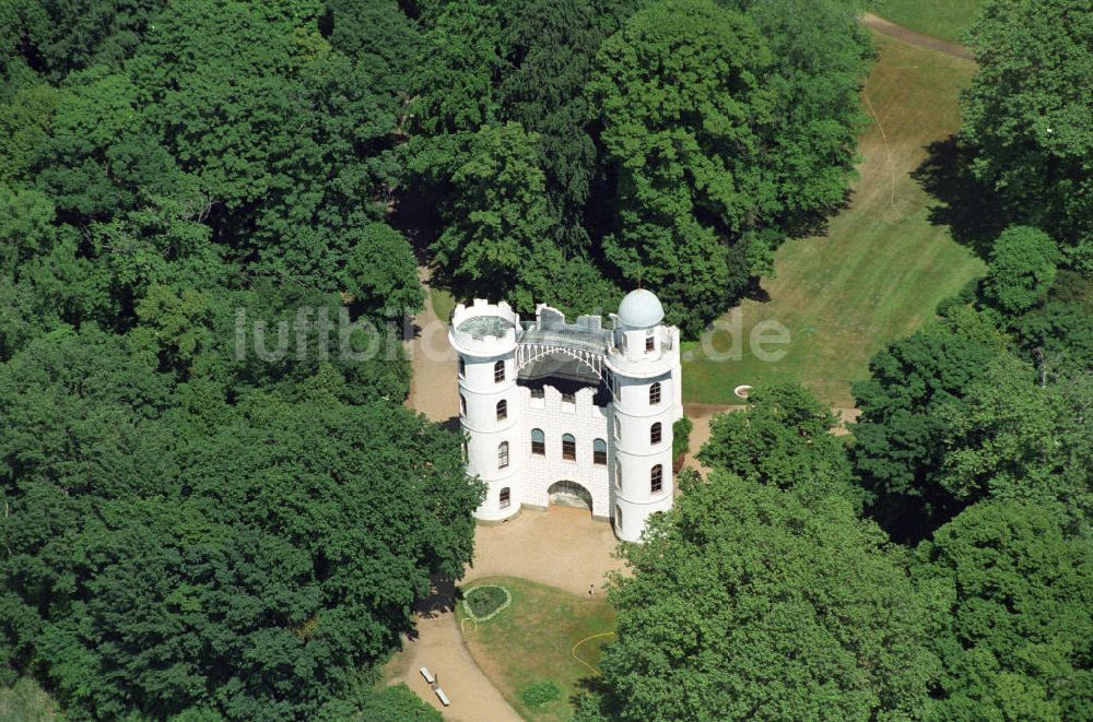 Luftaufnahme Berlin - Wannsee - Schloss Pfaueninsel in Berlin Wannsee