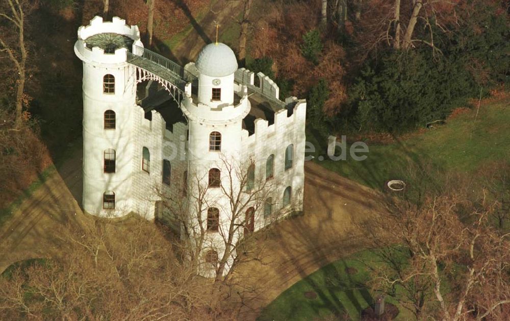 Luftbild Berlin - 12.02.95 Schloss auf der Pfaueninsel am Wannsee