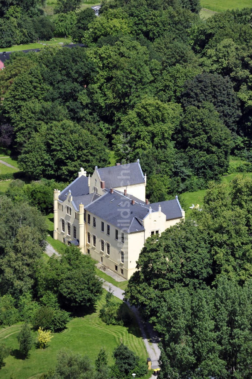 Poggelow von oben - Schloß Poggelow in Poggelow, Mecklenburg-Vorpommern