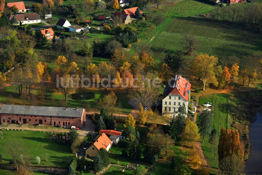 Luftaufnahme Schönbeck Rattey - Schloss Rattey in Schönbeck im Bundesland Mecklenburg-Vorpommern