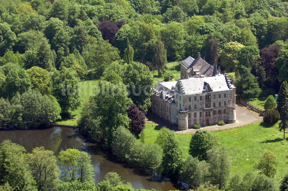 Friedrichroda von oben - Schloss Reinhardsbrunn / Reinhardtsbrunn bei Friedrichroda