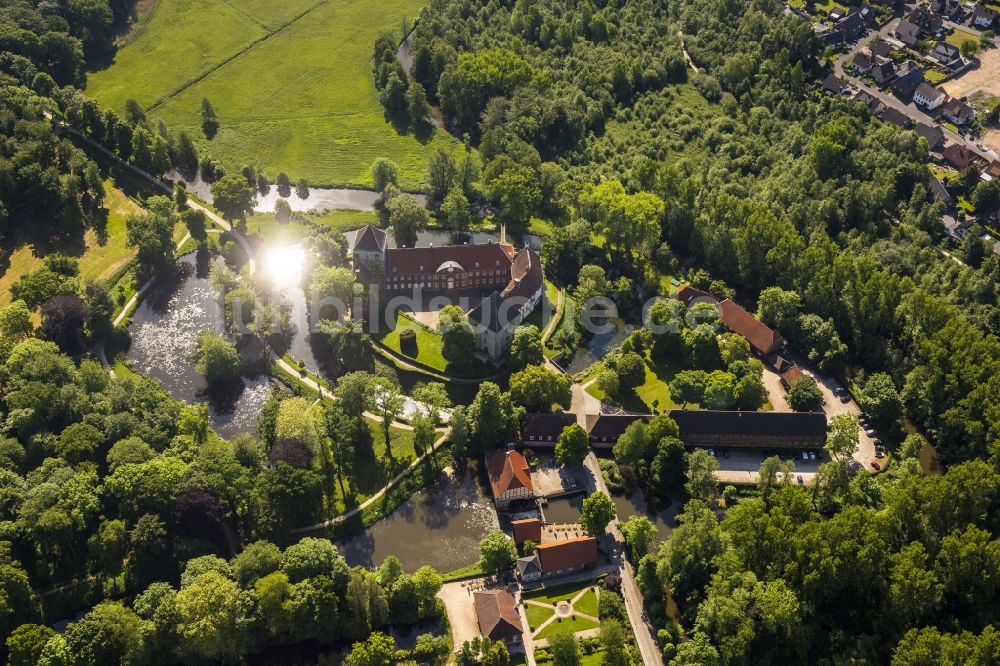 Luftbild Rheda-Wiedenbrück - Schloss Rheda in Rheda-Wiedenbrück im Bundesland Nordrhein-Westfalen