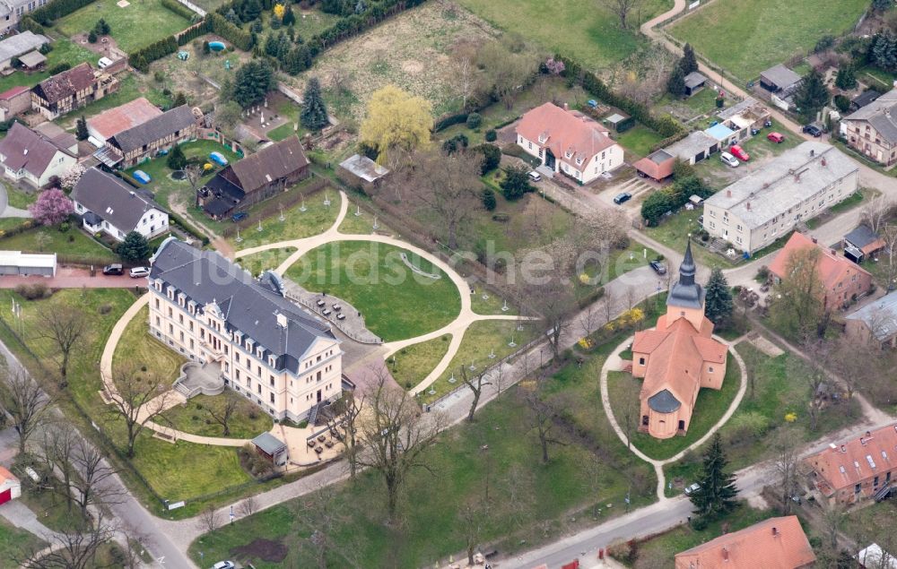 Luftaufnahme Nauen - Schloss Ribbeck in Nauen im Bundesland Brandenburg