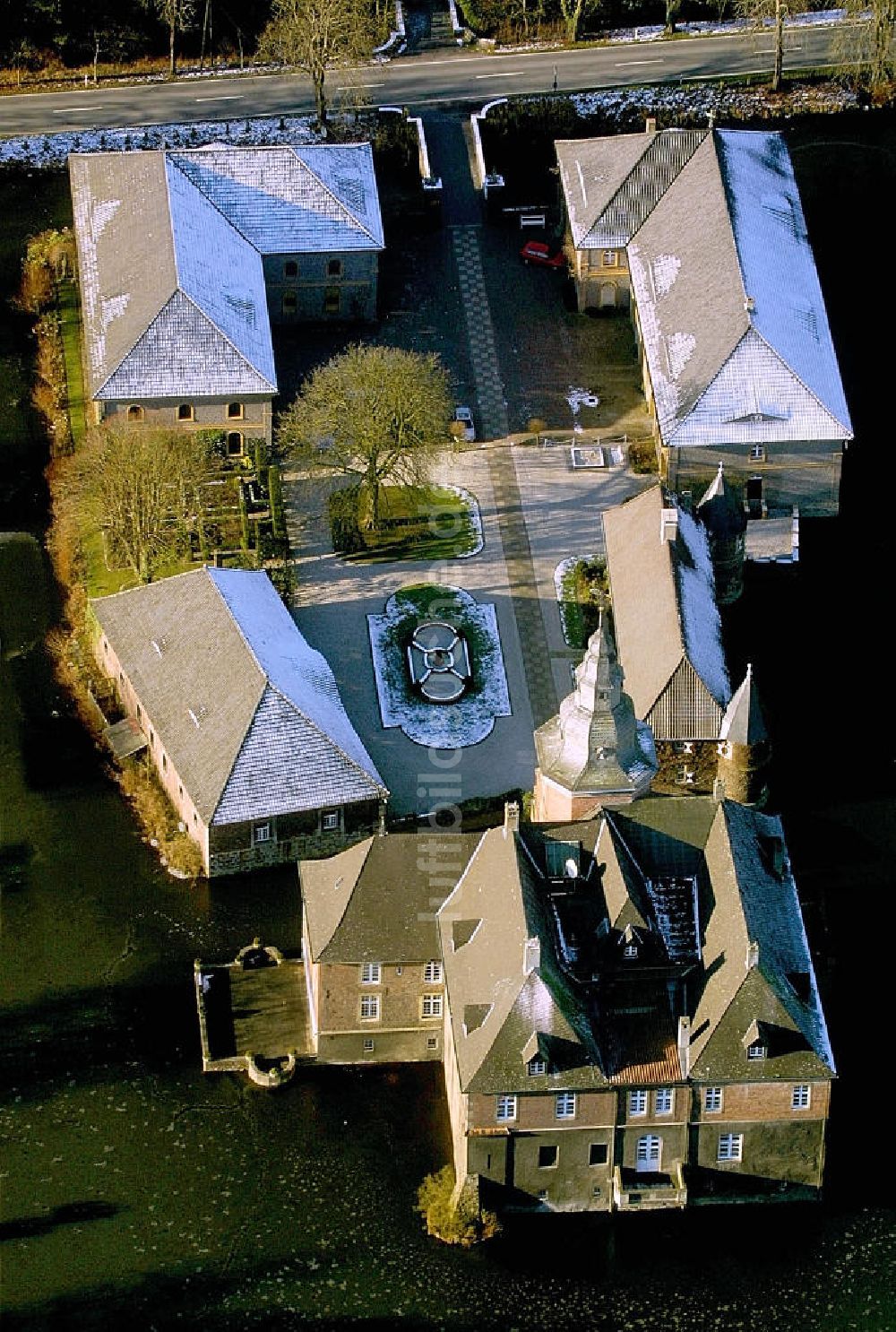 Luftaufnahme Olfen - Schloss Sandfort im Winter