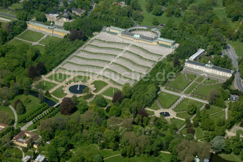 Luftbild Potsdam - Schloss Sanssouci Potsdam