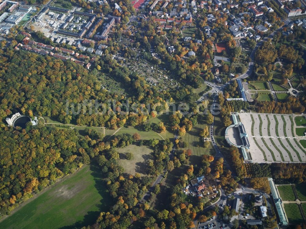 Potsdam aus der Vogelperspektive: Schloss Sanssouci in Potsdam, der Landeshauptstadt des Bundeslands Brandenburg