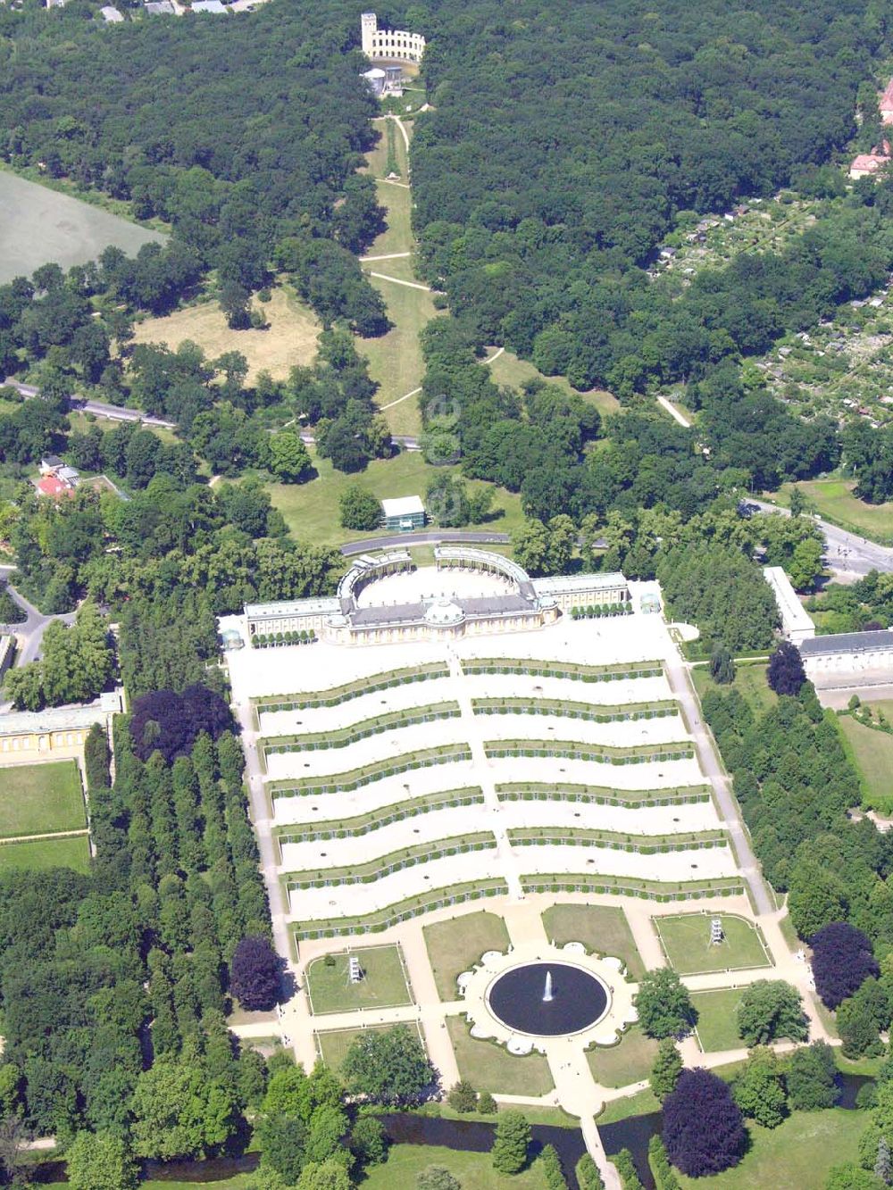 Potsdam / BRB von oben - Schloß Sanssouci und Schloßpark