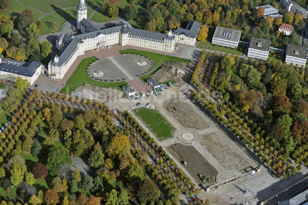 Luftbild Karlsruhe - Schloss und Schlossplatz Karlsruhe