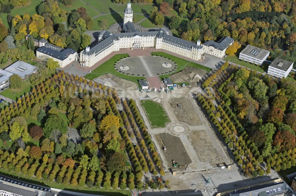 Luftaufnahme Karlsruhe - Schloss und Schlossplatz Karlsruhe