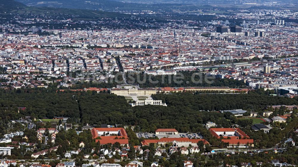 Luftbild Wien - Schloß Schönbrunn in Wien in Österreich