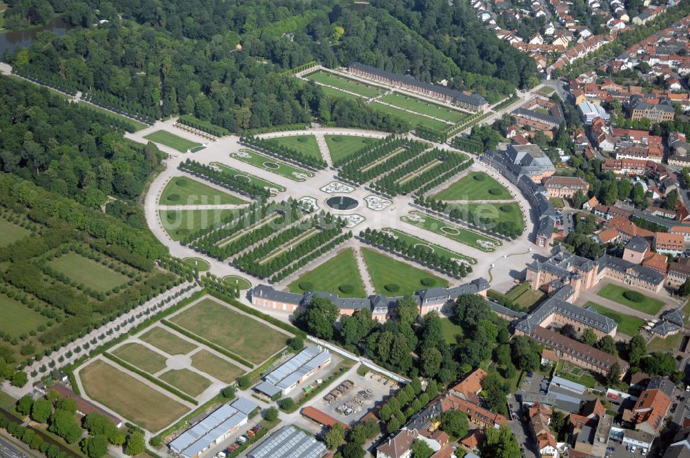 Schwetzingen aus der Vogelperspektive: Schloss Schwetzingen