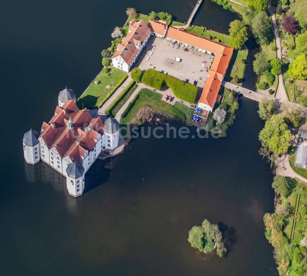 Luftbild Glücksburg - Schloss- See mit Wasserschloss in Glücksburg in Schleswig-Holstein, Deutschland