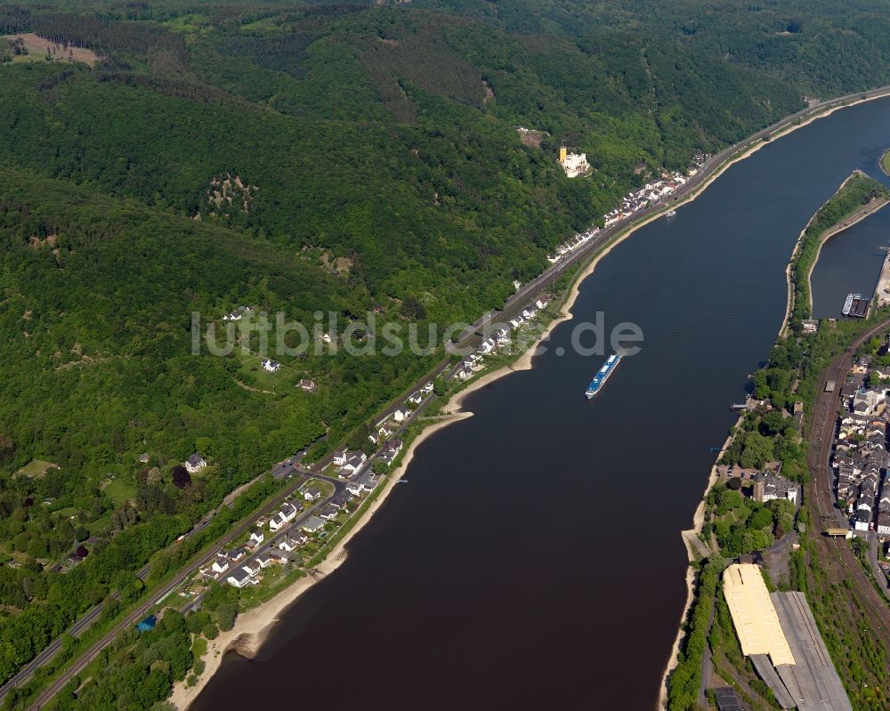 Luftaufnahme Koblenz - Schloss Stolzenfels und Verlauf des Rhein im Stadtteil Stolzenfels in Koblenz im Bundesland Rheinland-Pfalz