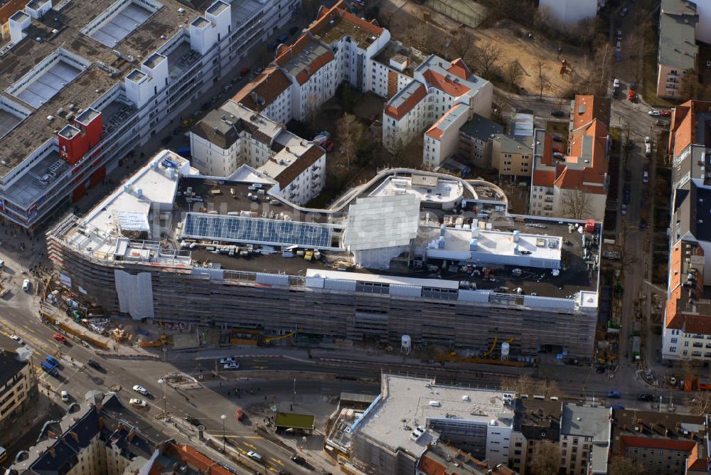 Berlin aus der Vogelperspektive: Schloss - Straßen - Center ( SSC ) in Steglitz Berlin