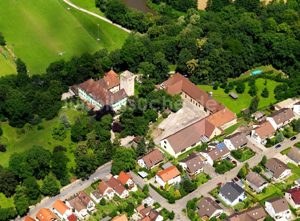 Luftaufnahme Unterriexingen - Schloss Unterriexingen in Unterriexingen im Bundesland Baden-Württemberg