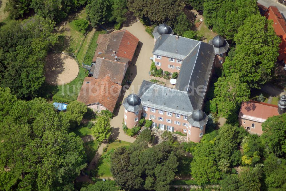 Luftbild Saal an der Saale / OT Waltershausen - Schloss Waltershausen in Saal an der Saale