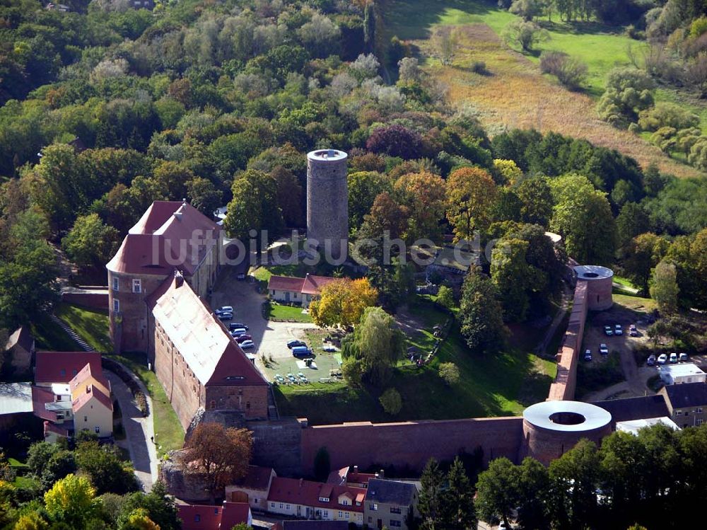 Luftaufnahme Belzig - Schloß Wiesenburg bei Belzig.