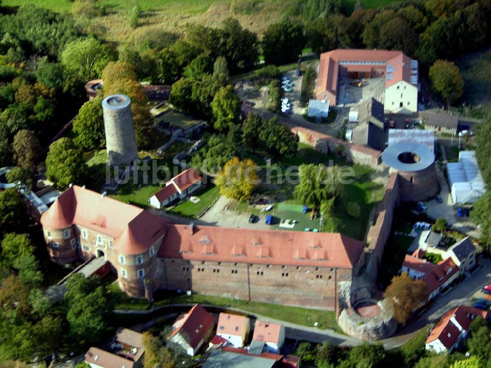 Luftaufnahme Belzig - Schloß Wiesenburg bei Belzig.