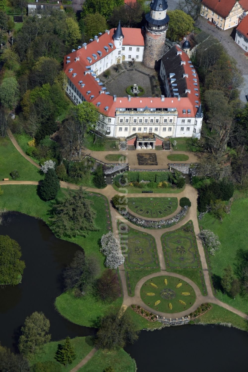 Luftbild Wiesenburg/Mark - Schloss Wiesenburg im Hohen Fläming im Bundesland Brandenburg