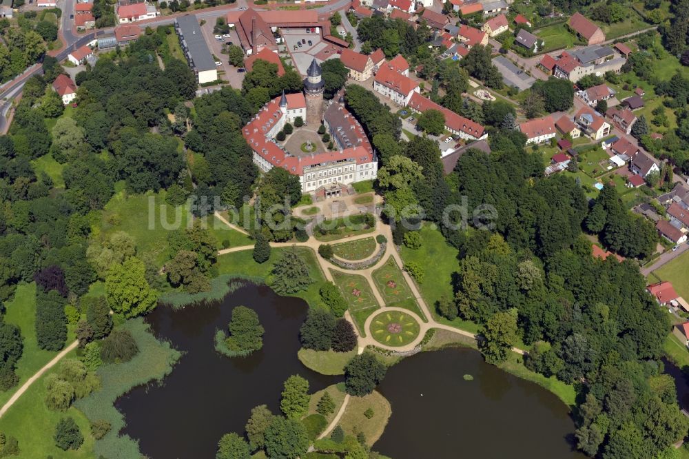 Wiesenburg/Mark aus der Vogelperspektive: Schloss Wiesenburg im Hohen Fläming im Bundesland Brandenburg