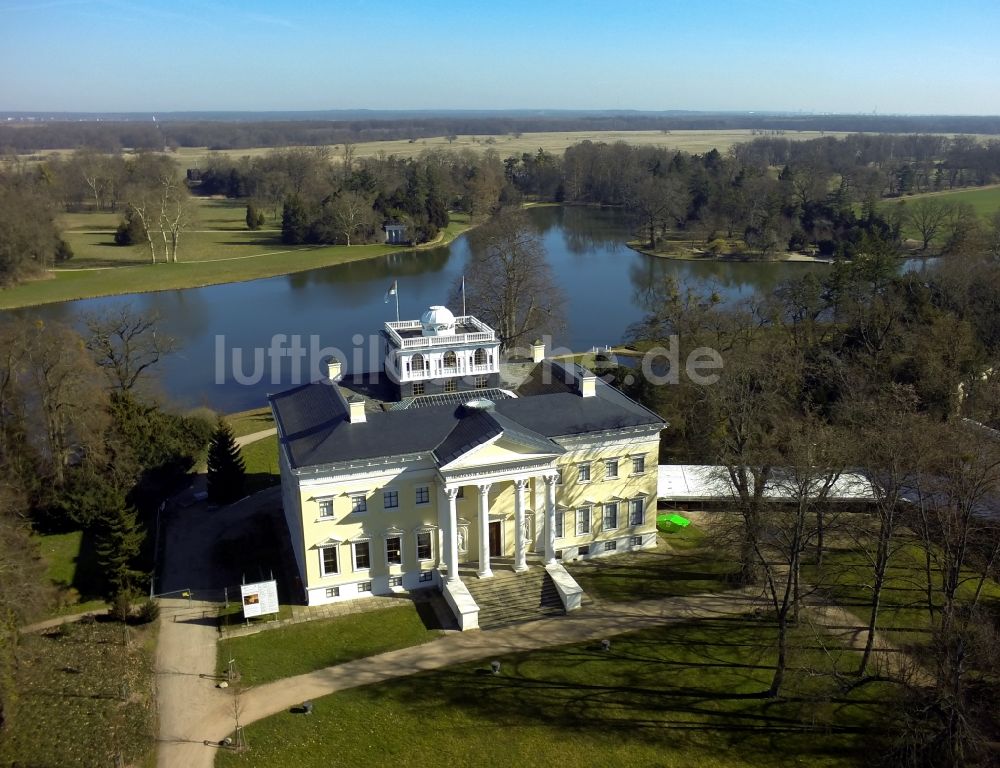 Wörlitz von oben - Schloß Wörlitz im Wörlitzer Park in Wörlitz in Sachsen-Anhalt