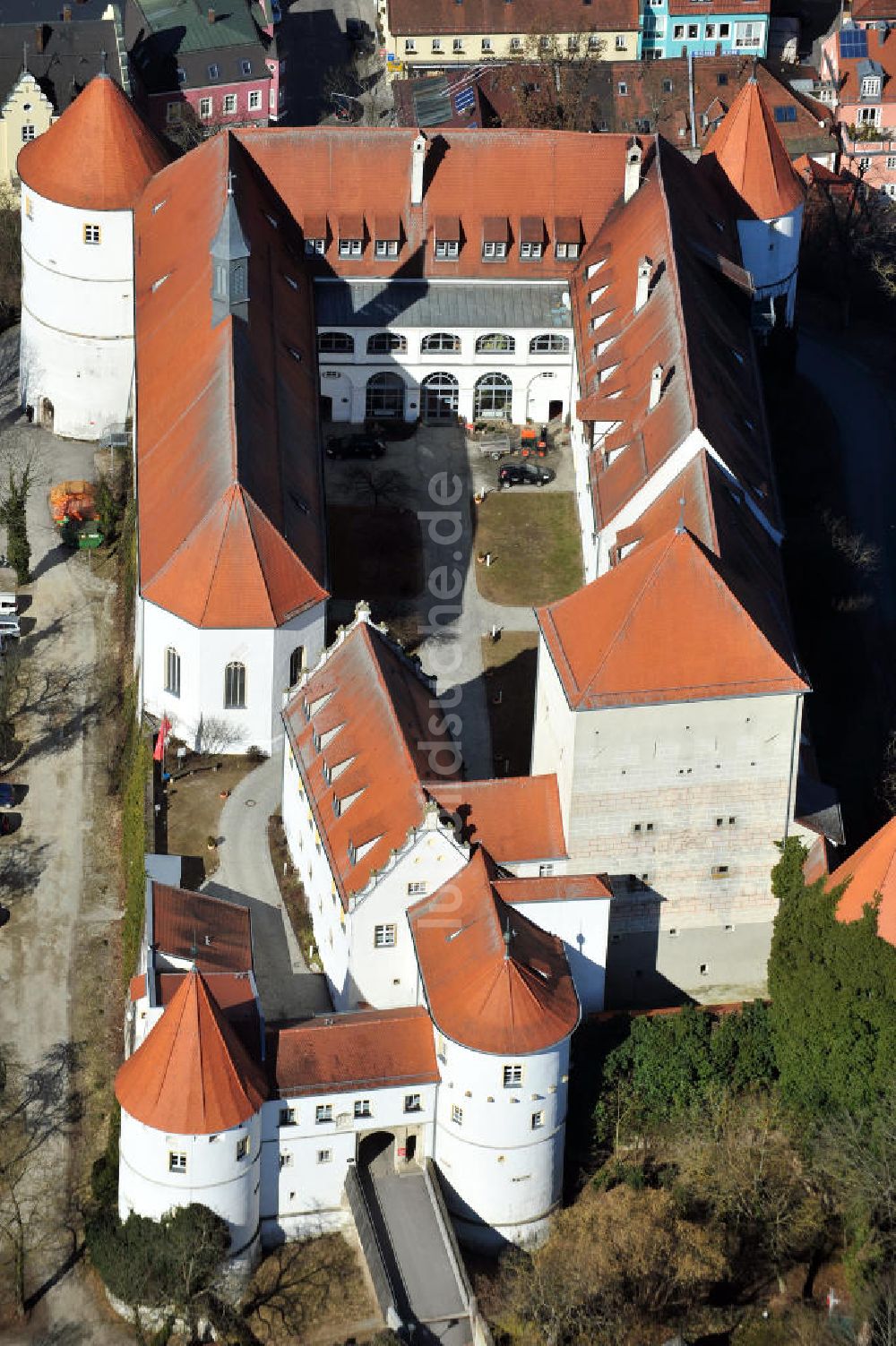 Wörth an der Donau aus der Vogelperspektive: Schloss Wörth in Wörth an der Donau