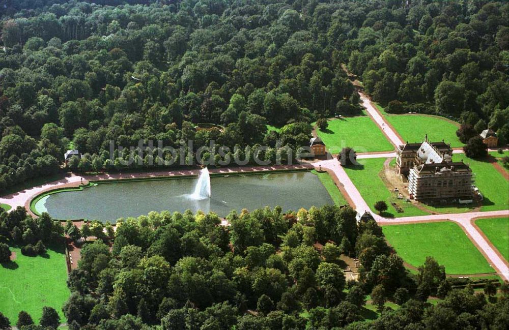 Luftaufnahme Dresden - Schloß am Zoo