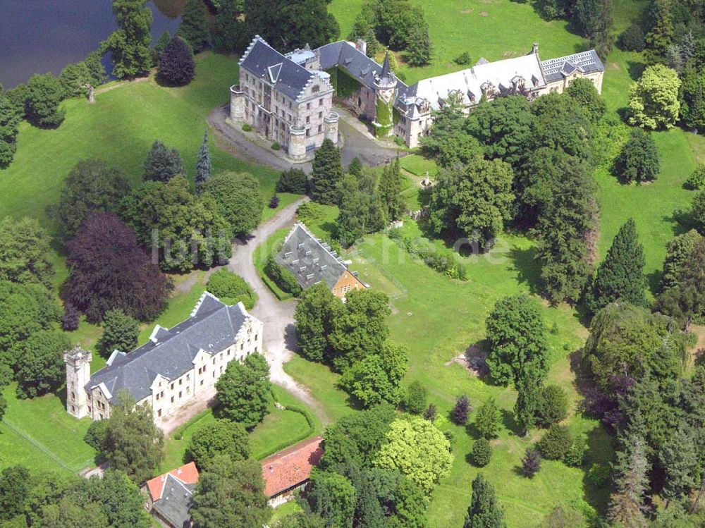 Luftaufnahme Friedrichroda / Thüringen - Schloßhotel Rheinhardtsbrunnen in Friedrichroda / Thüringen.