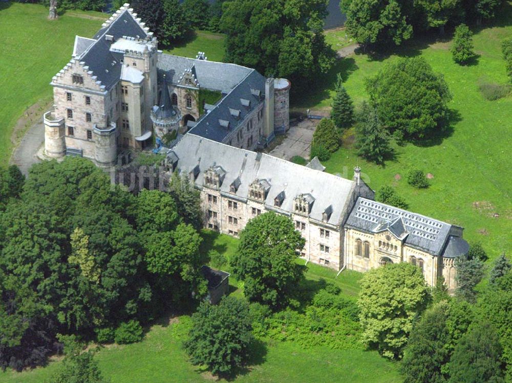 Friedrichroda / Thüringen aus der Vogelperspektive: Schloßhotel Rheinhardtsbrunnen in Friedrichroda / Thüringen.