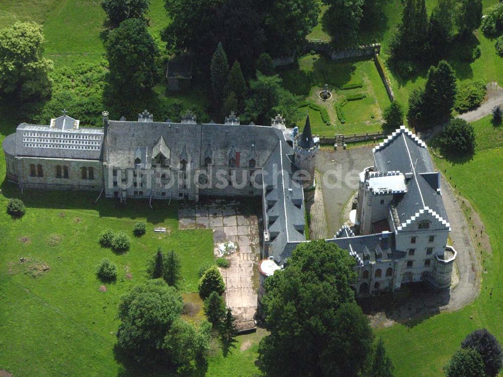 Friedrichroda / Thüringen aus der Vogelperspektive: Schloßhotel Rheinhardtsbrunnen in Friedrichroda / Thüringen.