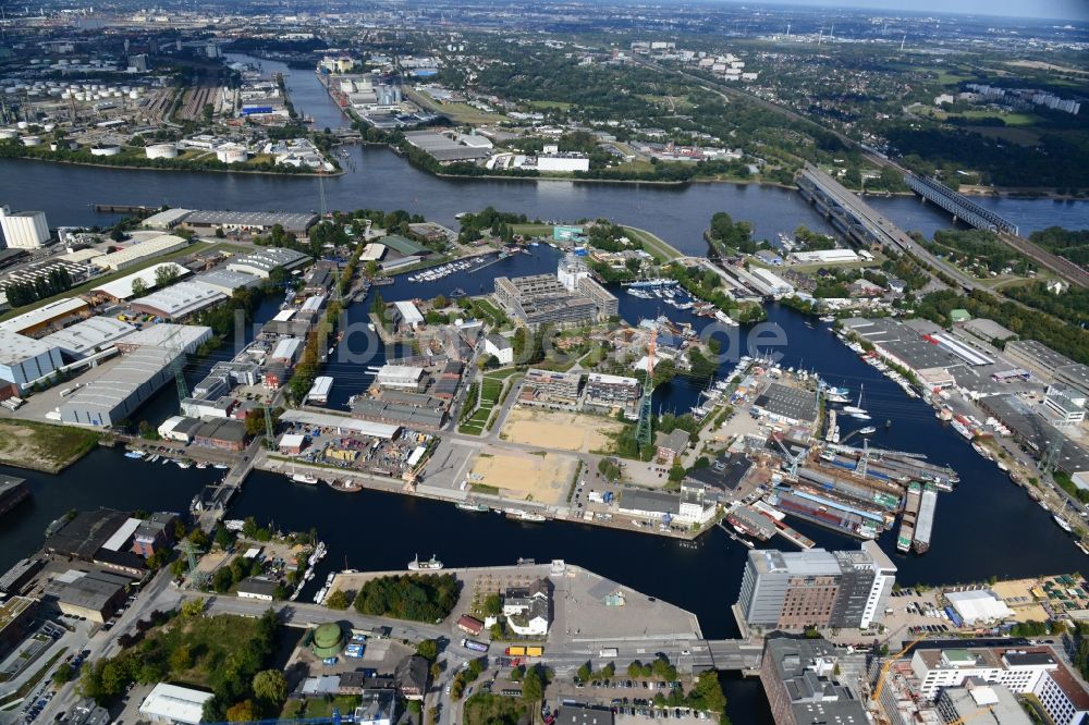 Luftaufnahme Hamburg - Schlossinsel Harburg im Harburger Binnenhafen Hamburg