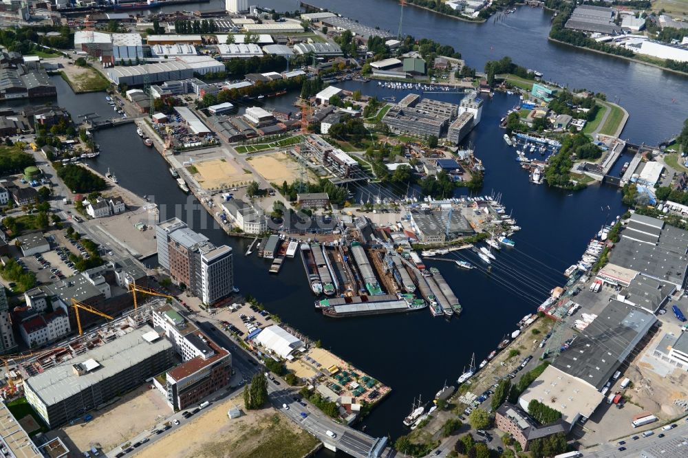 Hamburg von oben - Schlossinsel Harburg im Harburger Binnenhafen Hamburg